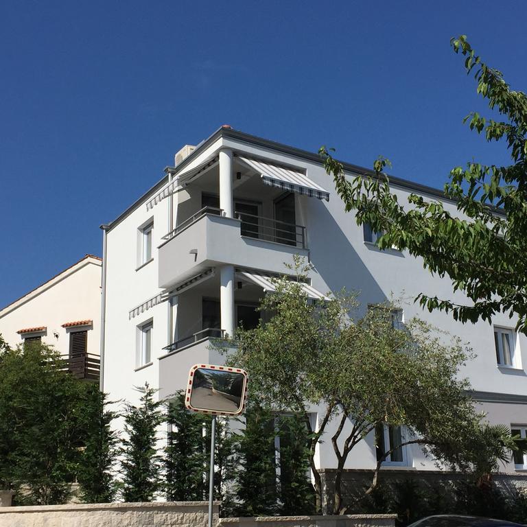 Apartment Panoss *